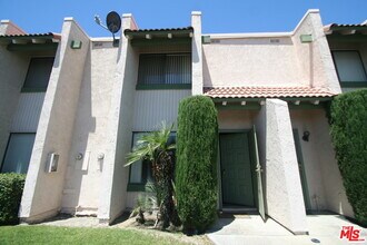 53 Lakeview Cir in Cathedral City, CA - Building Photo - Building Photo