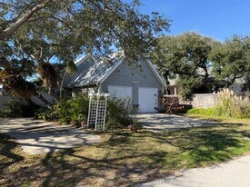 404 Fifteenth St in St. Augustine, FL - Building Photo