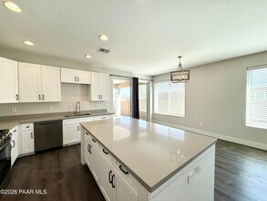 1732 Allerton Way in Chino Valley, AZ - Building Photo - Building Photo