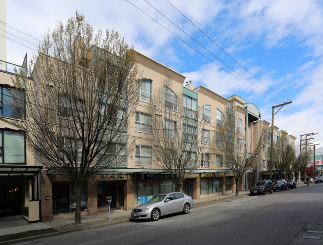 Beverley Gardens in Vancouver, BC - Building Photo - Building Photo