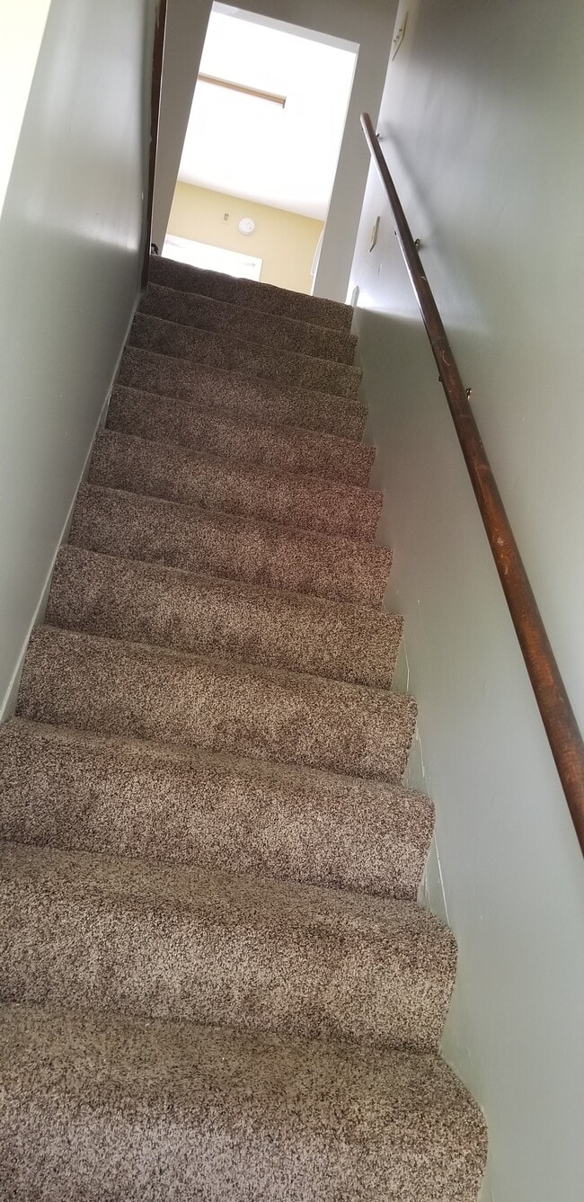 212 E Main St, Unit Upper unit in Yorkville, IL - Building Photo - Building Photo