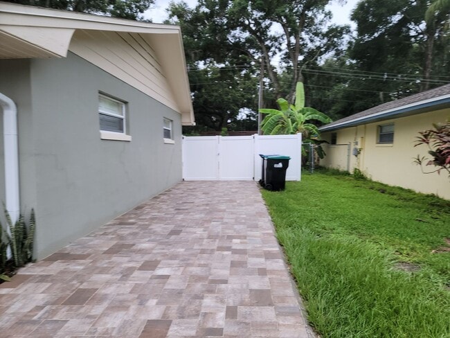 property at 4130 Stonewall Dr