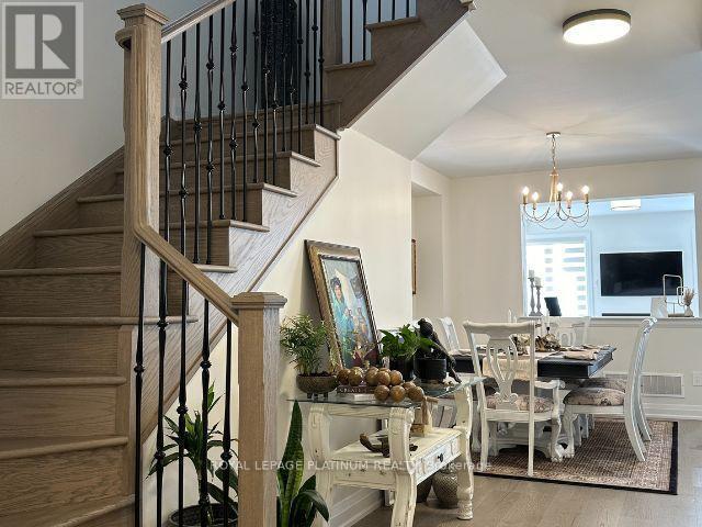 1490 Strawberry Lndg in Milton, ON - Building Photo - Building Photo