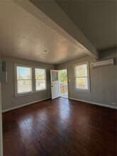 2711 Avenue G in Rosenberg, TX - Foto de edificio - Building Photo