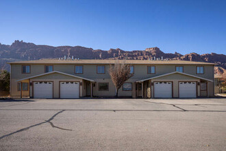 2589 Cactus Rd in Moab, UT - Building Photo - Building Photo