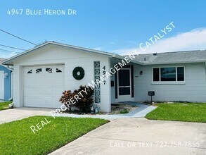 4947 Blue Heron Dr in New Port Richey, FL - Building Photo - Building Photo