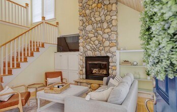 239 Wawona Ave in Pismo Beach, CA - Building Photo - Building Photo