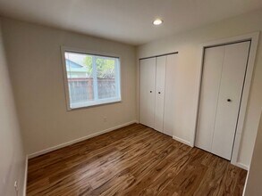 137 Briarcliff Dr-Unit -137 A Briarcliff Dr in Eugene, OR - Building Photo - Building Photo