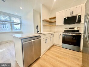 1802 11th St NW in Washington, DC - Building Photo - Building Photo