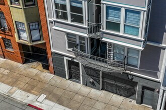 712 Haight St in San Francisco, CA - Foto de edificio - Building Photo