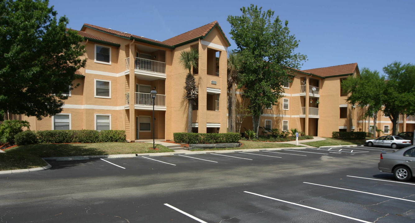 Blossom Park Villas in Kissimmee, FL - Foto de edificio