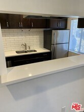 7924 Clinton St in Los Angeles, CA - Building Photo - Building Photo