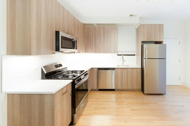 2009.5 W Cortez St in Chicago, IL - Building Photo - Building Photo