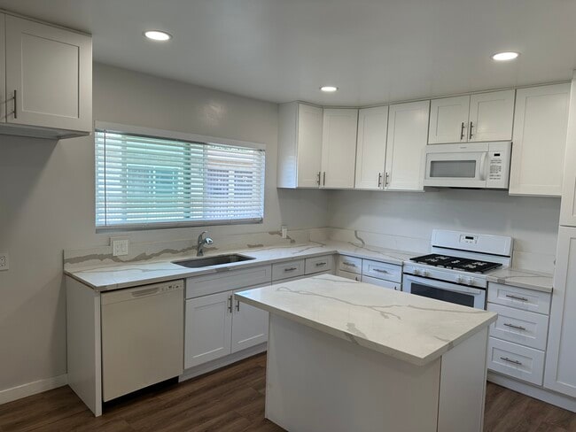 25120 Frampton Ave, Unit C