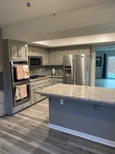 7597 Terra Linda Way in Redding, CA - Building Photo - Building Photo