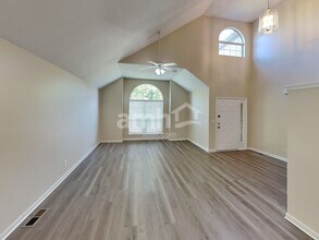 6641 Sugar Valley Dr in Nashville, TN - Building Photo - Building Photo