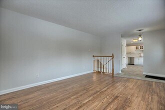 164 N Fairville Ave in Harrisburg, PA - Building Photo - Building Photo