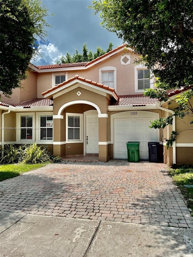 13804 SW 275th St in Homestead, FL - Building Photo - Building Photo