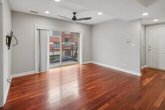 1100 N Paulina St in Chicago, IL - Building Photo - Building Photo