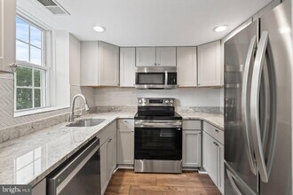 2950 S Columbus St in Arlington, VA - Building Photo - Building Photo