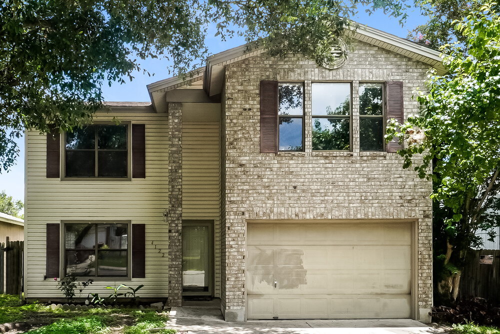 4122 Sunrise Cove Dr in San Antonio, TX - Foto de edificio