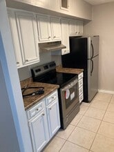 4793 Dick Mitchell Dr in Tallahassee, FL - Foto de edificio - Building Photo
