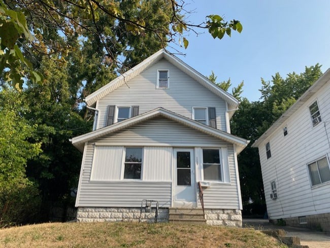 property at 1725 Ford Ave