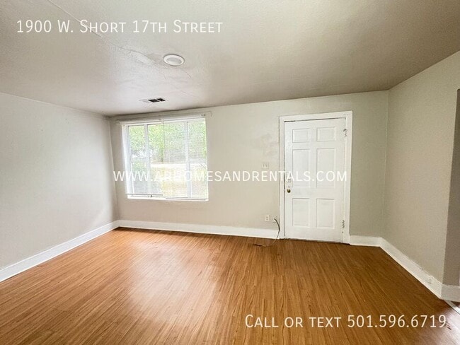 1900 W Short 17th St in North Little Rock, AR - Building Photo - Building Photo