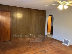 360 S Harvey Ave in Ferguson, MO - Building Photo - Building Photo