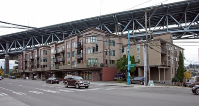 The Eastlake in Seattle, WA - Building Photo - Building Photo