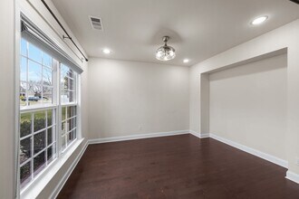 3002 DaVinci Ct in Thompson's Station, TN - Foto de edificio - Building Photo