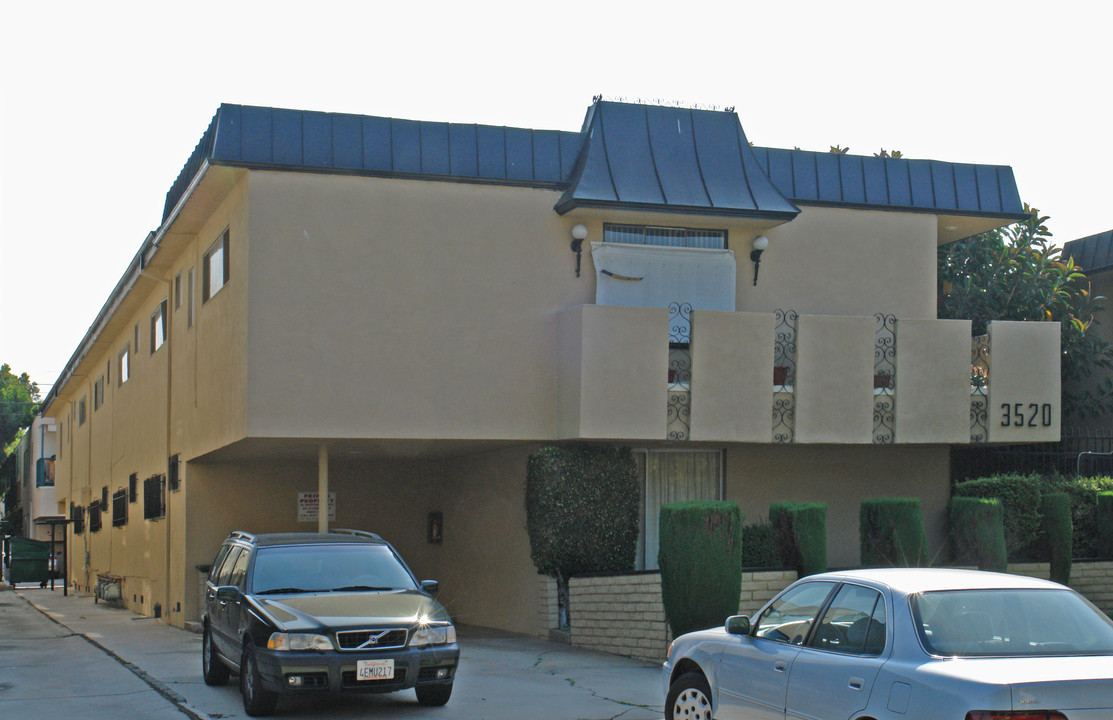 3520 Keystone Ave in Los Angeles, CA - Building Photo