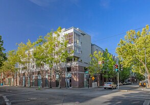 Park Townsend in San Jose, CA - Building Photo