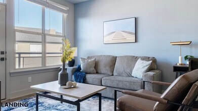 49 Boulevard SE in Atlanta, GA - Foto de edificio - Building Photo