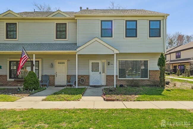 property at 1216 Thomas Ave