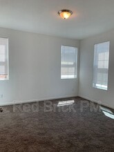 816 Castellona Dr in Newman, CA - Building Photo - Building Photo