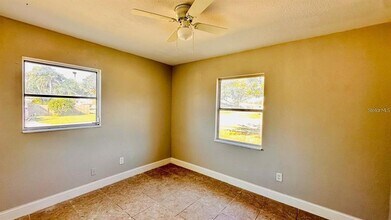 390 W Haines Blvd in Lake Alfred, FL - Foto de edificio - Building Photo