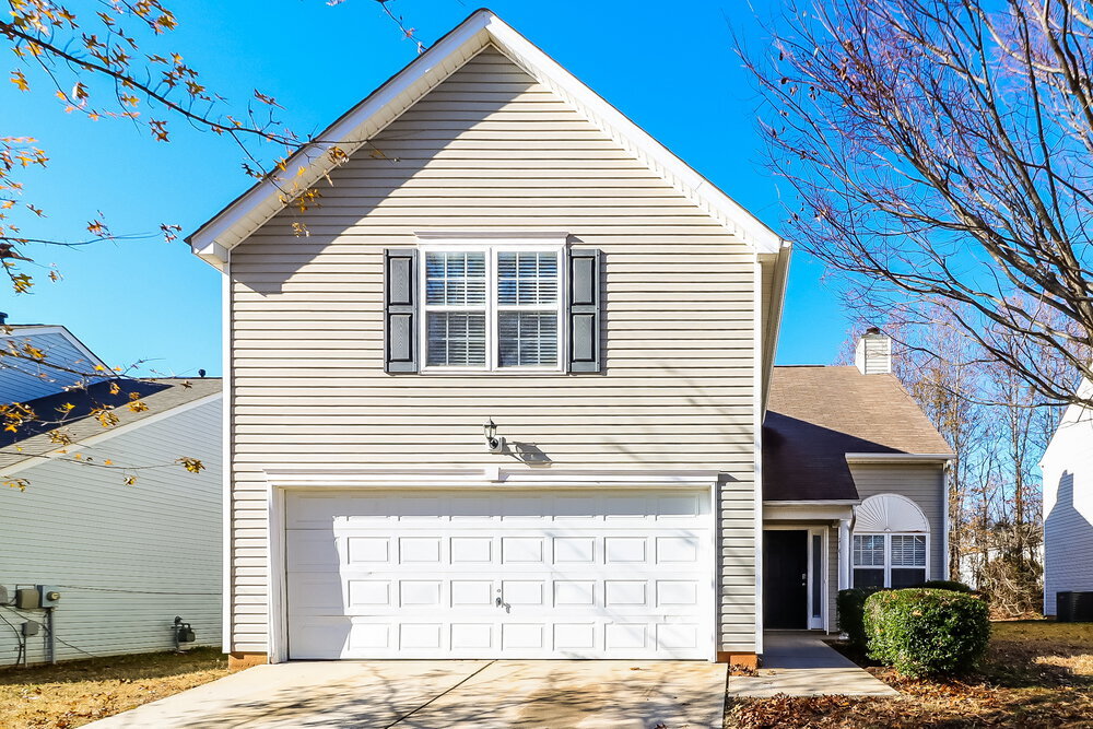 7103 Fox Point Dr in Charlotte, NC - Building Photo