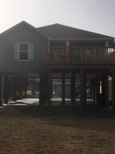 3921 11 Mile Rd in Galveston, TX - Building Photo