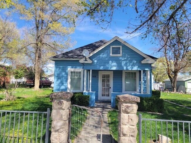 property at 212 N East St