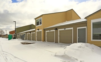 Fairfax Intergenerational Housing in Cleveland, OH - Foto de edificio - Building Photo