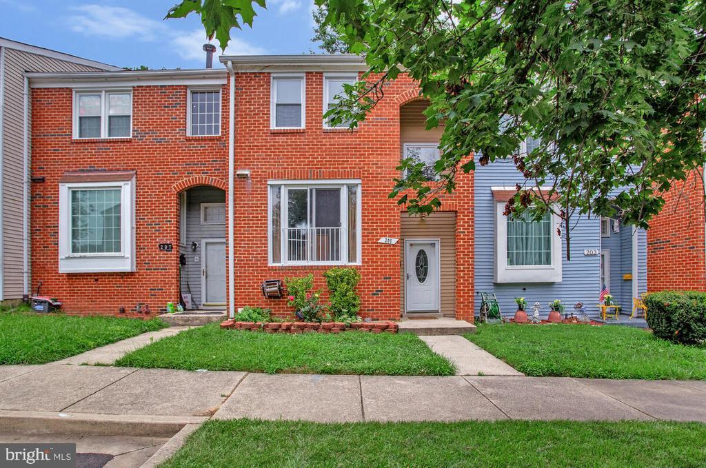 205 Castleton Pl in Upper Marlboro, MD - Building Photo