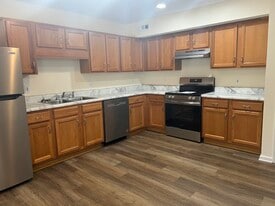 Holly Run Apartments in Lynchburg, VA - Building Photo