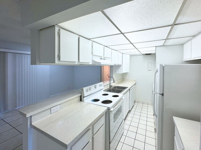 property at 4501 Treehouse Ln