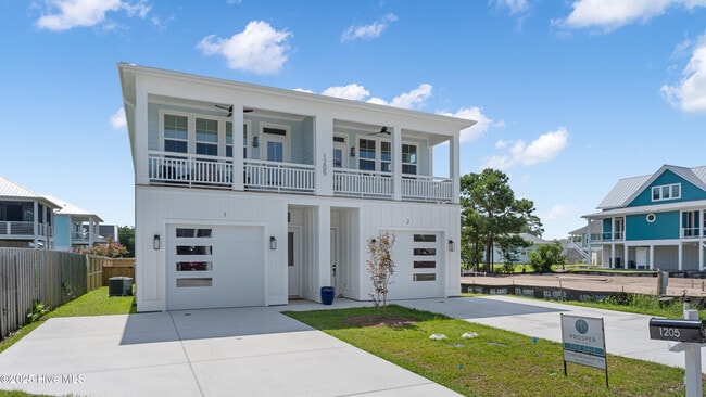 1205 Mackerel Ln
