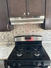 15 Davenport St, Unit Duplex in Springfield, MA - Building Photo - Building Photo