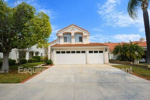 1735 Butterfly Ct in Thousand Oaks, CA - Building Photo