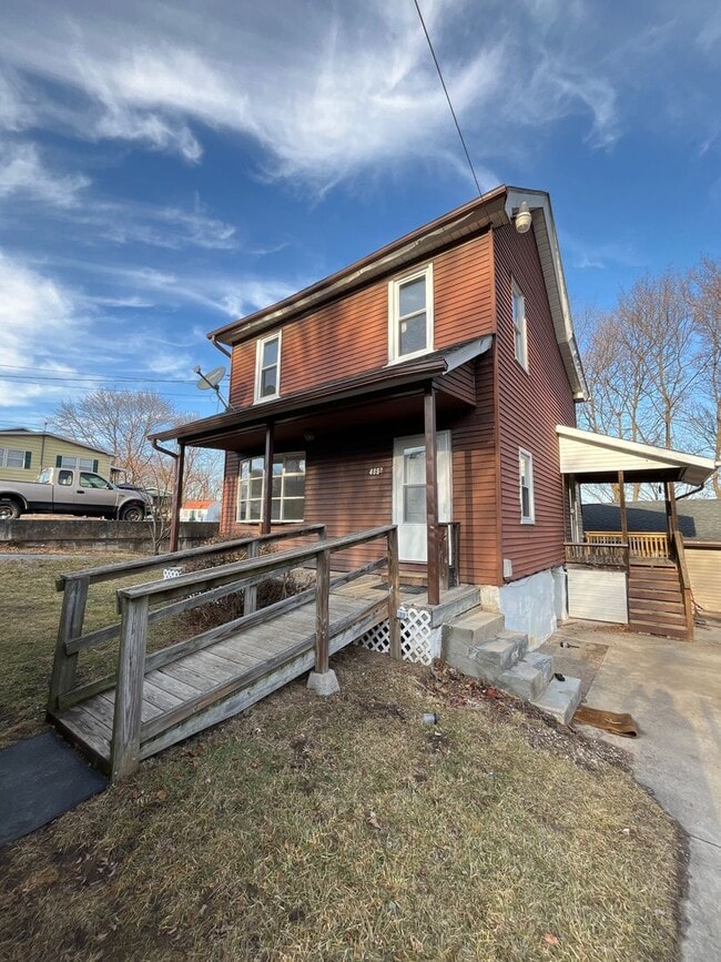 property at 485 S Walnut St