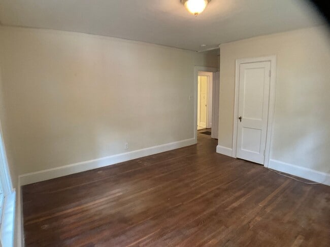 817 Old Pittsboro Rd in Chapel Hill, NC - Building Photo - Building Photo