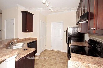8123 Brookbend Dr in Douglasville, GA - Building Photo - Building Photo